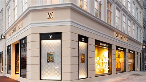 louis vuitton porter|louis vuitton boutique.